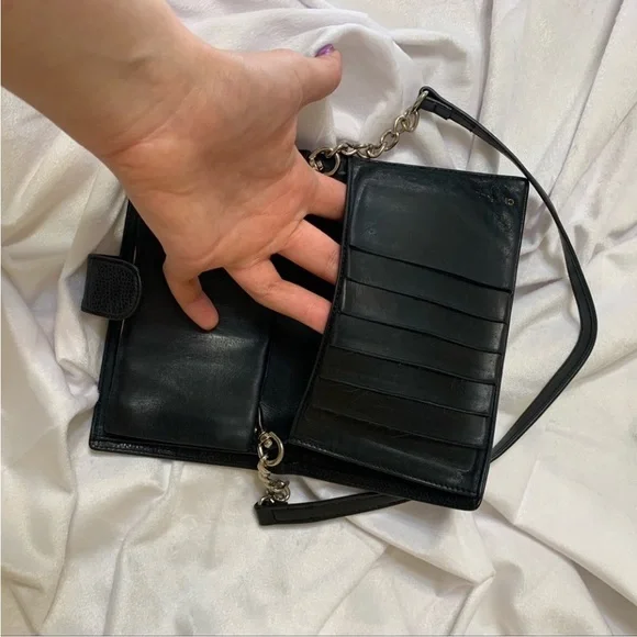 Chanel Black Leather Clutch with Chain Strap - Picture 4 of 11